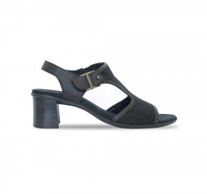 Munro Sandals | WOMEN'S WALLIS-Black Fabric Combo