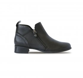 Munro Boots | WOMEN'S NEKO-Black Tumbled Calf