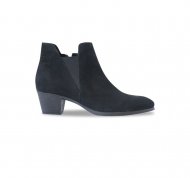 Munro Boots | WOMEN'S JACKSON-Black Nubuck