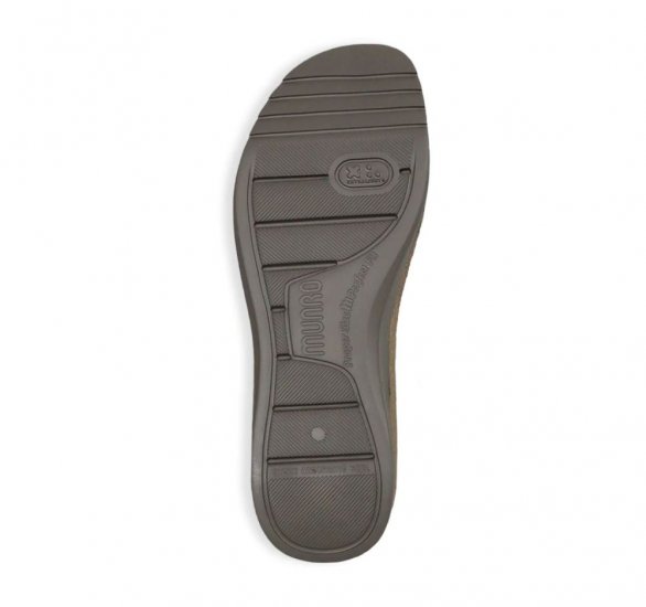 Munro Sandals | WOMEN'S NALIA-Leopard Stretch Fabric - Click Image to Close