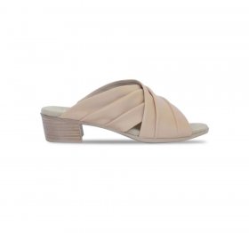 Munro Sandals | WOMEN'S LEE-Camel Lamb