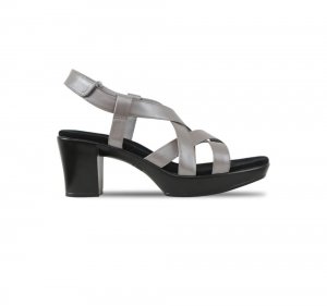Munro Sandals | WOMEN'S MADDOX-Silver Leather