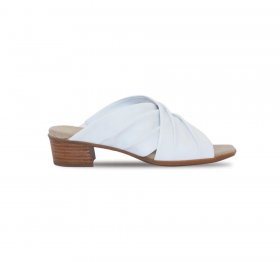 Munro Sandals | WOMEN'S LEE-White Lamb