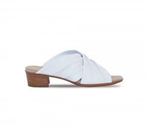 Munro Sandals | WOMEN'S LEE-White Lamb